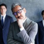 悩む社長